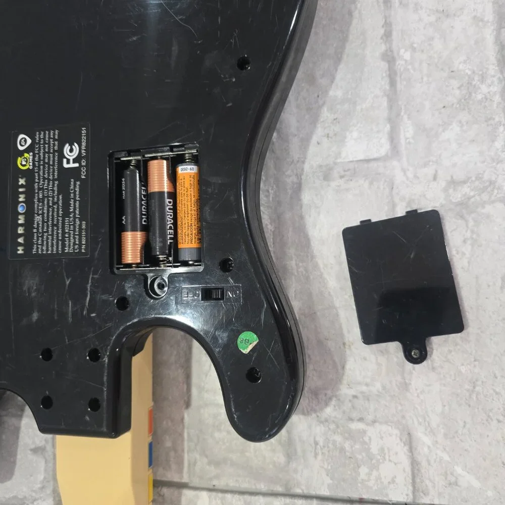 Harmonix Fender Stratocaster Wireless Guitar PS3 Not Tested 22151 For Parts Only